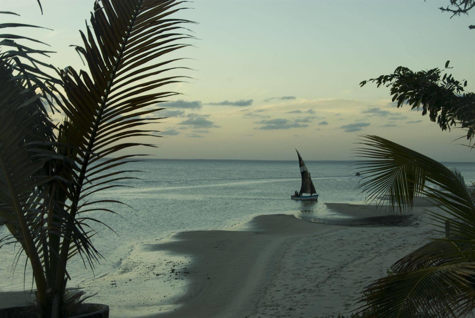 Dugong Beach Lodge Vilanculos Kültér fotó